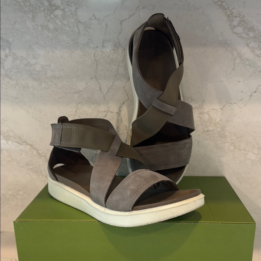 Women's Gray Sandals